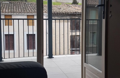 City of Carcassonne Apartment | CITE of CARCASSONNE Gîte Les 3 Tours 2, 99 rue Trivalle