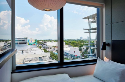 West Avenue Hotel | citizenM Miami South Beach