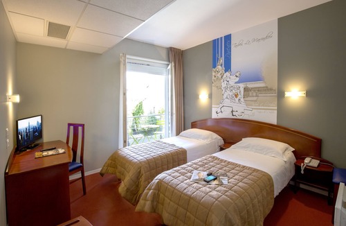 Tarbes Hotel | Citotel De La Marne