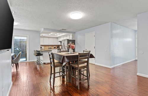 Citrus Heights House | Citrus Retreat with Pool