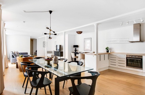 Copenhagen City Centre Apartment | City 1- Pleasant 4-bdr Apt in Central Copenhagen