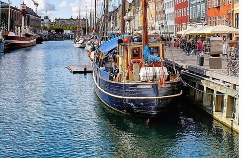 Christianshavn Apartment | City Apartment in Copenhagen with 1 bedrooms sleeps 2