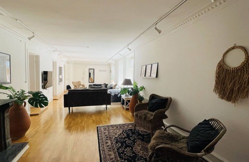 Copenhagen City Centre Apartment | City Apartment in Copenhagen with 6 bedrooms sleeps 14