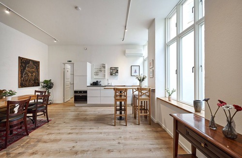 Copenhagen City Centre Apartment | City Apartment in Copenhagen with 2 bedrooms sleeps 6