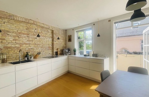Frederiksberg C Apartment | City Apartment in Copenhagen with 2 bedrooms sleeps 4