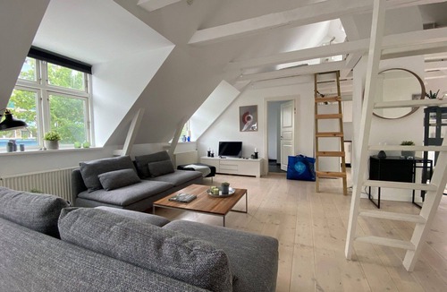 Frederiksberg Apartment | City Apartment in Frederiksberg with 1 bedrooms sleeps 6