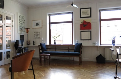Frederiksberg C Apartment | City Apartment in Frederiksberg with 4 bedrooms sleeps 7