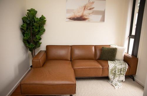 Altona North House | City & Beach Retreat