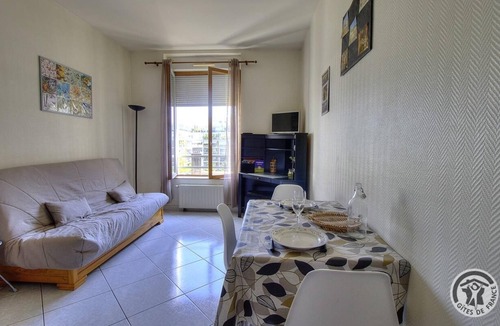 Voltaire - Saint Amour Apartment | City Break apartment in the heart of Lyon - Comfort and warm welcome in the immediate vicinity of tra