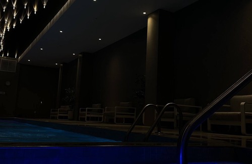 Brossard Apartment | City Break