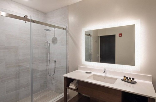 Winters House | City Break in Winters! Four Classy Accommodations, Free Parking, Pets Allowed!