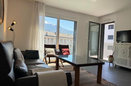 Sion Apartment | City Business Flat, Gare, Bus & Centre à Pied