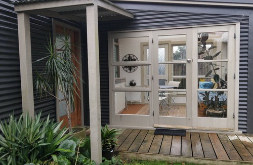 New Plymouth Cottage | City Cabin