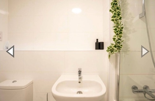 Sheffield City Centre Apartment | City centre gem: Luxe 1 bed flat