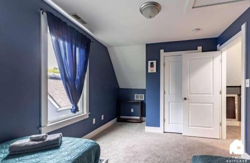 Near Northside Apartment | City-Center 2BR Near Attractions