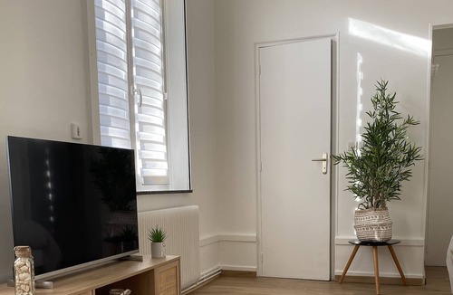 Henriville Apartment | City center apartment