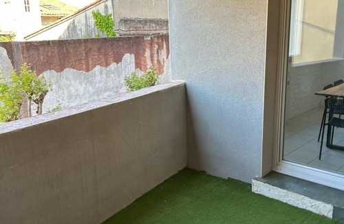 Montauban Apartment | City center apartment/parking space/balcony