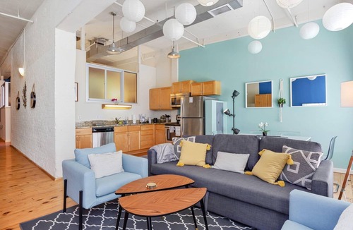 Downtown Apartment | City Center Apartment, Walk Everywhere, Wifi