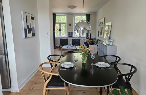 Odense Apartment | City Center Apartment with Balcony, Garden & Free Parking