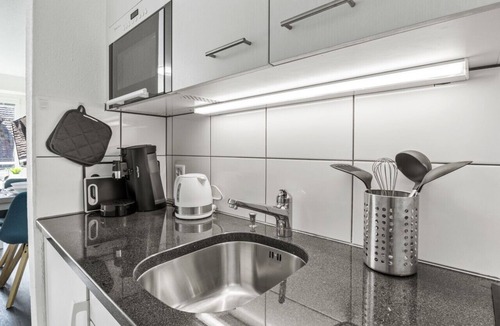Winterthur Apartment | City Center Coffee Workplace Washer