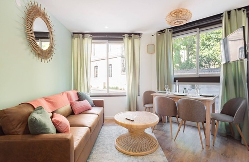 Gambetta Apartment | City Center Comfort Bright Super Wifi