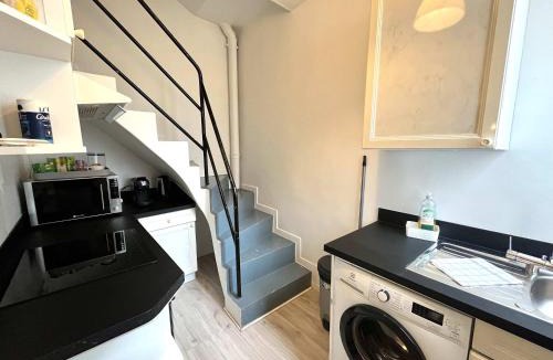 Saint-Germain-en-Laye Apartment | City Center - Duplex Studio - Close to RER