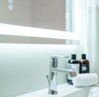 Hamilton Hotel | City Center Motel