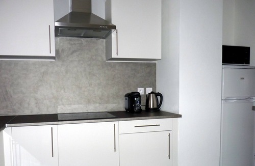 La Gare Apartment | CITY CENTER PLACE DE CATALOGNE MOUNTAIN BEACHES ACCESS