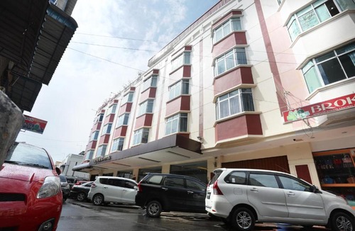 Lubuk Baja Hotel | City Central Hotel