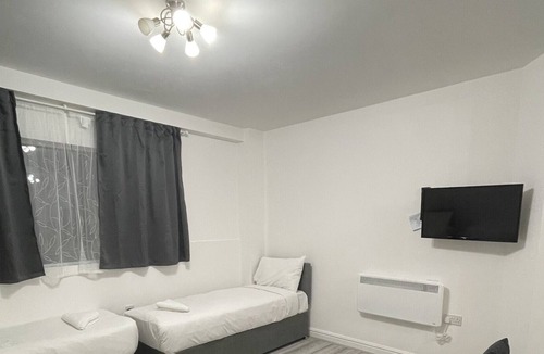 Somers Town Apartment | City Centre Camden Studio 2