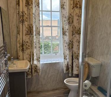 New Town House | City Centre En-Suite Room