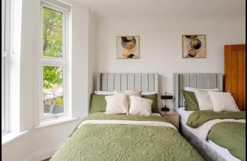 High Wycombe Apartment | City Centre Maison