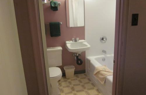 Swift Current Hotel | City Centre Motel