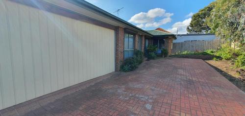 Montmorency House | City Edge Lower Plenty