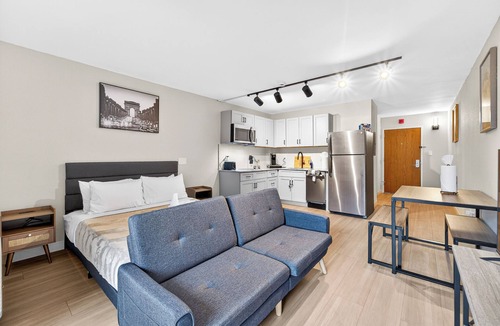 Northeast Raleigh Apartment | City Escape: Stylish Studio Oasis
