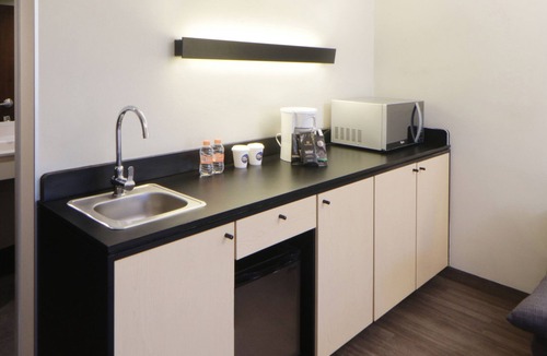 Parcelas Hotel | City Express by Marriott Rosarito