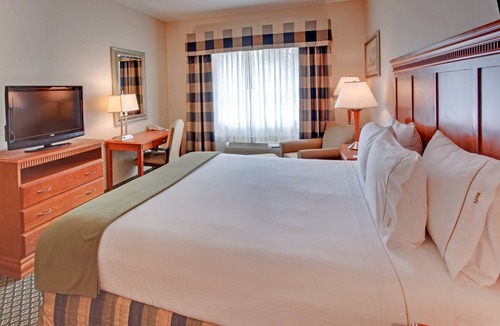 Rancho Cucamonga Hotel | City Express By Marriott Rancho Cucamonga
