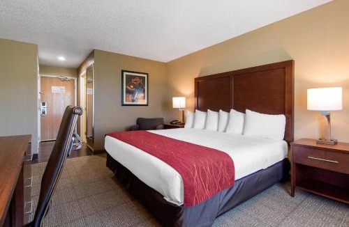 Milford Hotel | City Express by Marriott Milford Cooperstown