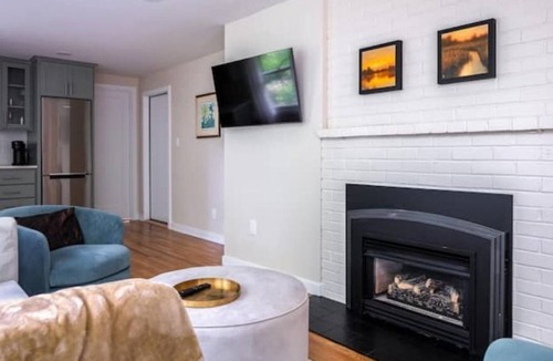 Portland Heights House | City Forest Retreat