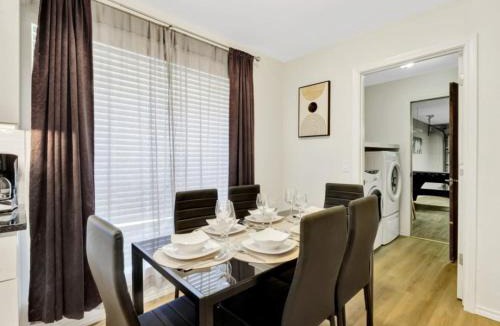 Plano House | City Gem 4BR with POOL Sleeps 8