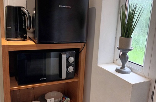 Roundhay Apartment | City Hideaway in Leeds