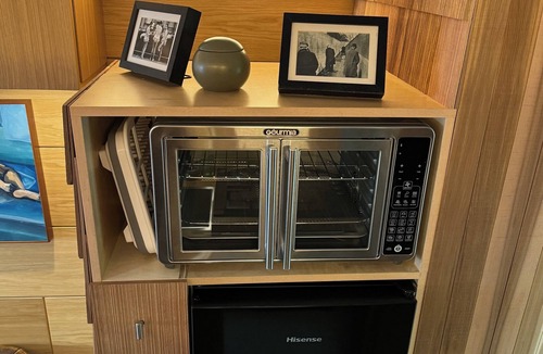 Lancaster House | "City Hideaway: Off-Grid Luxe"