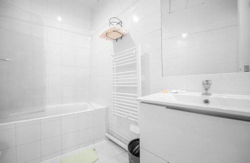 Flandres Hostel | City Inn Paris