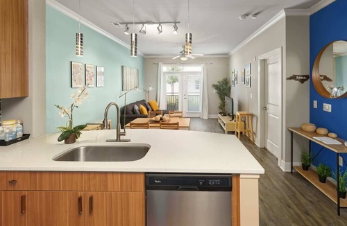 Downtown Apartment | City Living in Downtown Raleigh | Luxury Apt 2