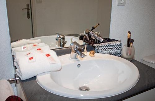 Tour Chabot Gavacherie Apartment | City Lodge Appart Hôtel Niort
