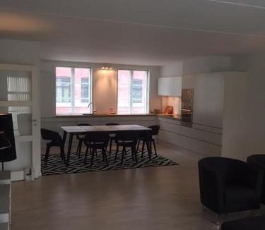 København V Apartment | City Lux apartment with 2 full bathrooms 2tv
