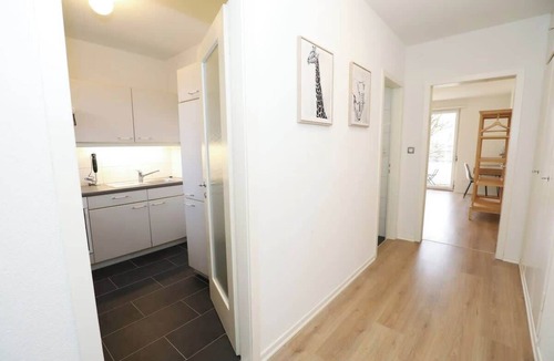 Alt-Wiedikon Apartment | City & Nature Park Views near Google & Paradeplatz