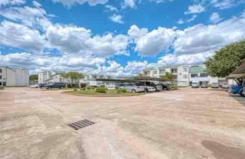 South Main Apartment | City Oasis @ Med Center