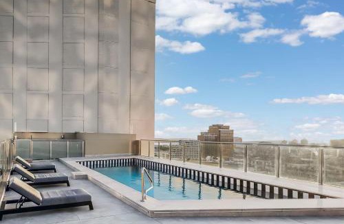 Darlinghurst Apartment | City Pad with Hyde Park Views, Walk to Everything!