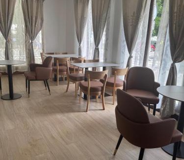 Aulnay-sous-Bois Hotel | CITY PARC HOTEL - Proche Paris Nord & CDG Aéroport - Parc des Expositions
